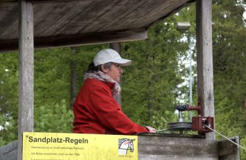 D737255-2
