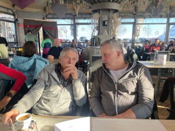 efc0376a-5225-4141-ae71-fd4b33023e7b